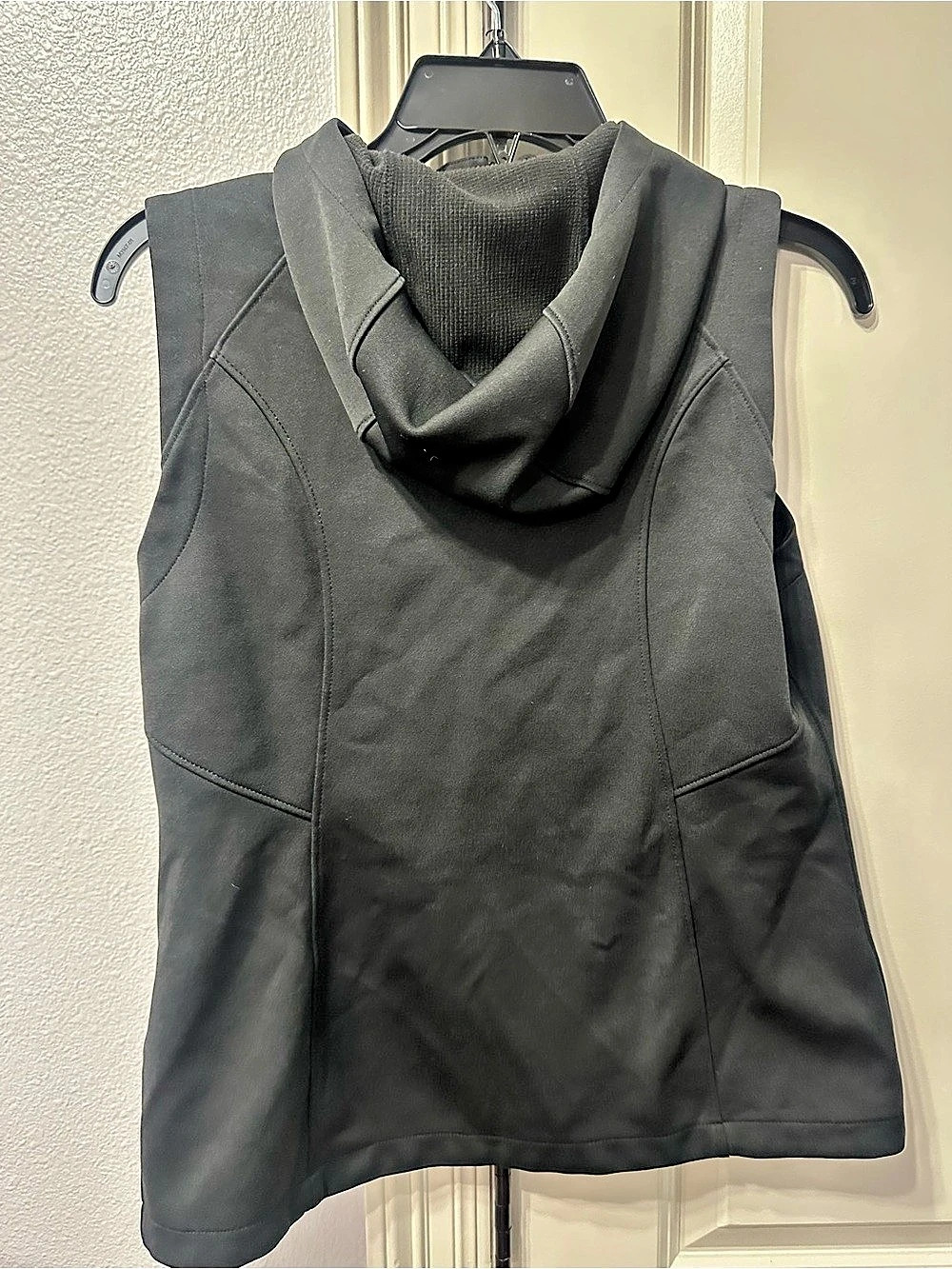 The North Face Women's Hooded Soft Shell Vest Black Medium - Picture 2 of 3